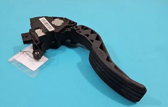 Renault Megane III Accelerator throttle pedal 180020022R IMPRK1461512