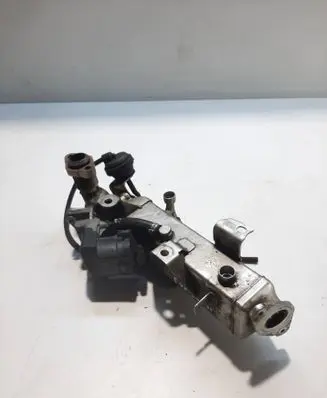 BMW 3 E90 E91 EGR valve cooler 7810751