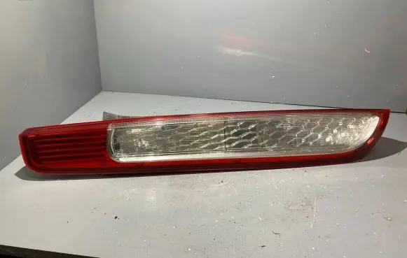 Ford Focus Rear/tail lights 8M5113405AD