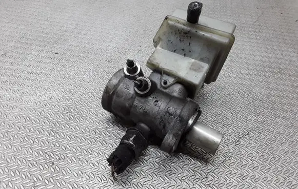 Renault Espace IV Master brake cylinder 8200181766A