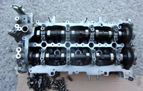 Mazda CX-5 Engine head 
