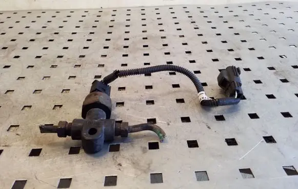 Volvo XC90 Brake power pressure regulator 3524132