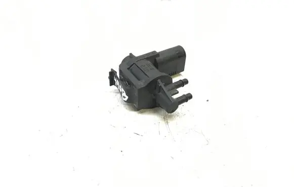 Audi A4 S4 B7 8E 8H Turbo solenoid valve 1J0906283C K4408