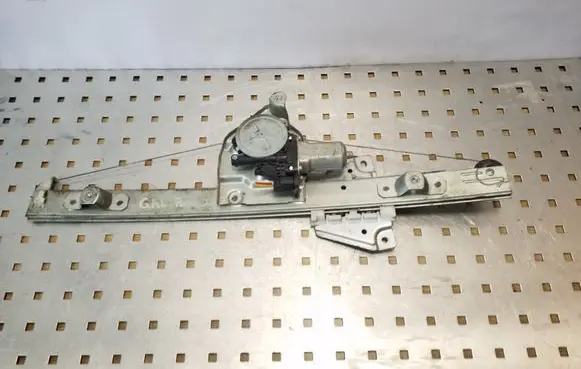 Suzuki Grand Vitara II Rear door window regulator with motor 8343065J00 2621003520