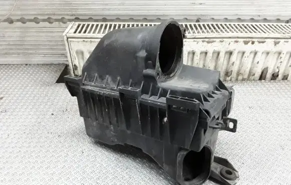 Mitsubishi Colt CZ3 Air filter box