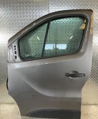 Renault Trafic III (X82) Front door 