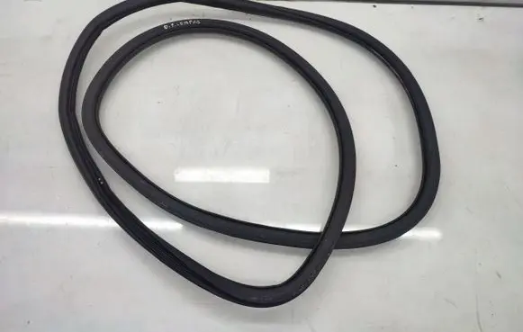 Jeep Compass Front door rubber seal 