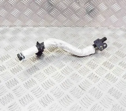 Volvo XC40 Engine coolant pipe/hose