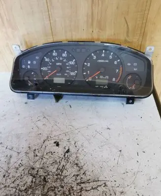 Nissan Primera Speedometer (instrument cluster) 96251046