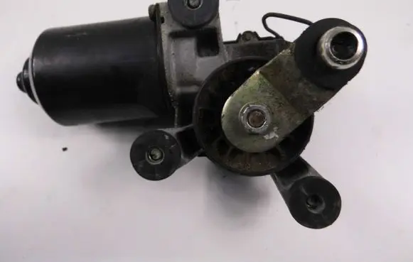 Mazda 323 F Front wiper linkage and motor 849200-0130