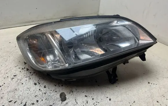 Opel Zafira A Headlight/headlamp 90582022
