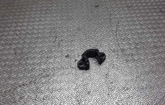 BMW 3 E46 Fuel Injector clamp holder