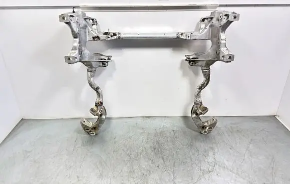 Audi Q7 4M Front subframe 4M0399315L