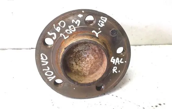 Volvo S60 Rear wheel hub