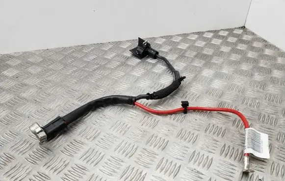 Volkswagen Golf VII Positive cable (battery) 5Q0971228K