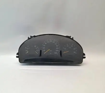 Mercedes-Benz ML W163 Speedometer (instrument cluster) A1635407611