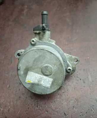 KIA Rio Vacuum pump 288102A101