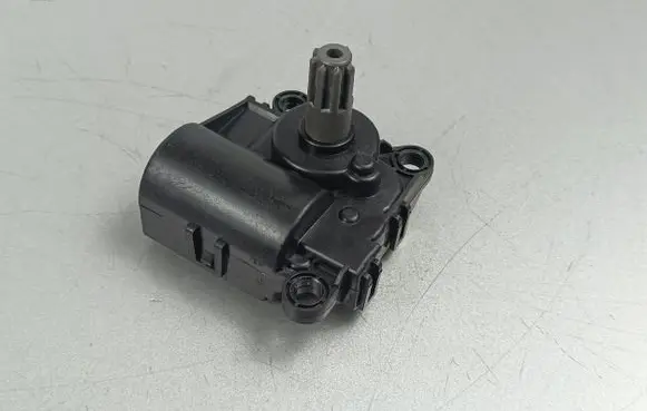 KIA Telluride Air flap motor/actuator HVCCD332JY9AA05