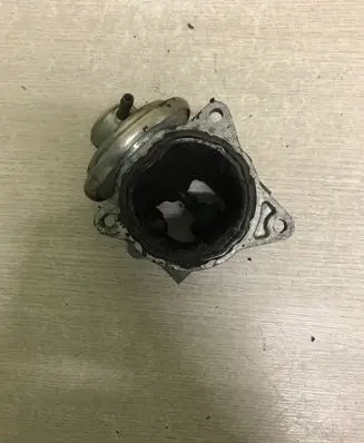 Volkswagen Golf Plus EGR valve 038131501AN