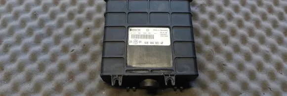 Volkswagen Golf III Engine control unit/module 028906021AF 0281001308 28SA2661