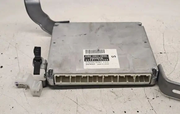 Lexus RX 330 - 350 - 400H Engine control unit/module 8998148500 2752000981