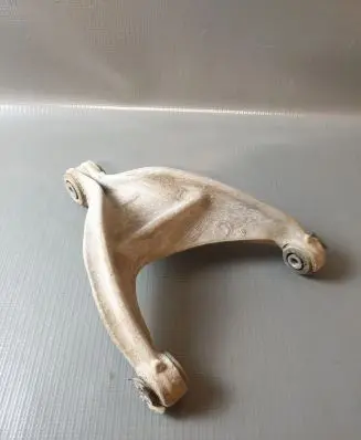 Rear upper control arm/wishbone