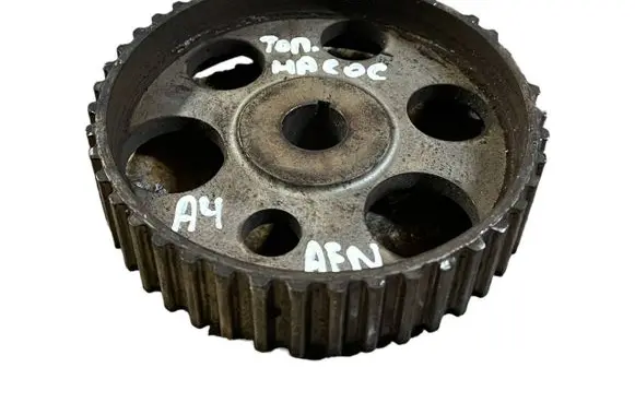 Audi A4 S4 B5 8D Camshaft pulley/ VANOS 028130111A