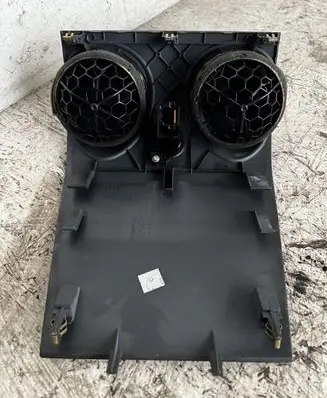 Mitsubishi Colt Cabin air duct channel 