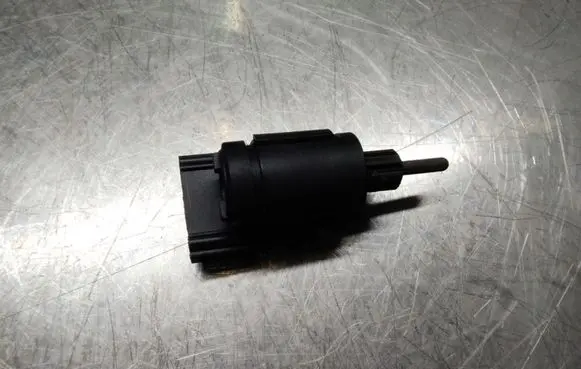 Volkswagen Transporter - Caravelle T5 Brake pedal sensor switch 3B0945511A