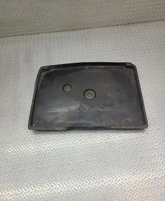 Battery tray