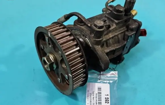 Toyota RAV 4 (XA20) Fuel injection high pressure pump 2210027010 IMPRK1592930
