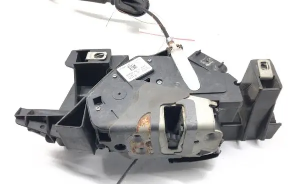 Ford Mondeo MK V Front door lock
