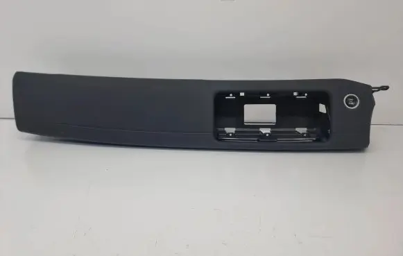 Land Rover Evoque II Panel trim K8D204268