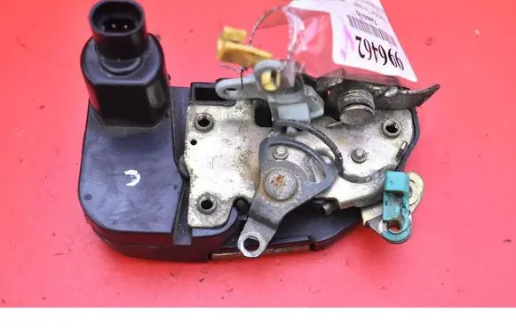 Chrysler Grand Voyager III Front door lock