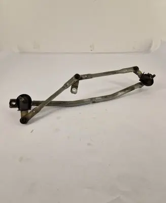 KIA Sportage Front wiper linkage and motor 