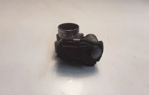 Opel Insignia B Throttle valve 55496779AA
