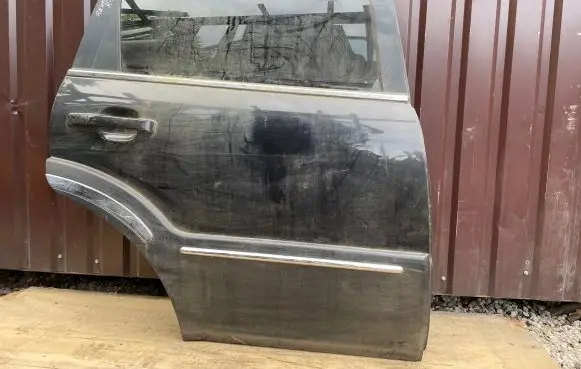 SsangYong Rexton Rear door