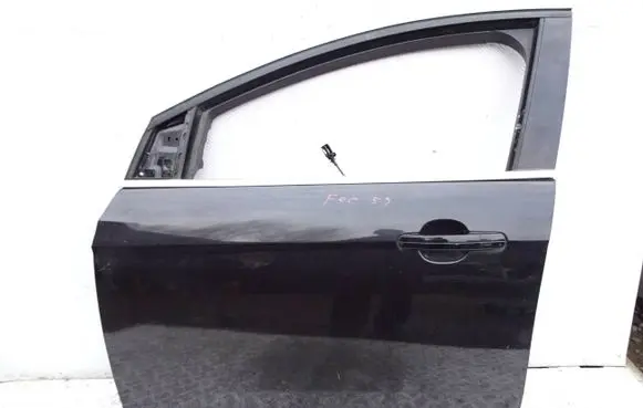 Ford Focus Front door f2ew