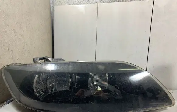 Audi Q7 4L Headlight/headlamp 4L0941004K