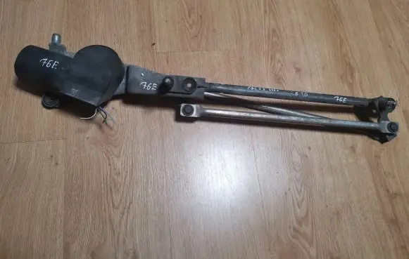 Ford Focus Front wiper linkage and motor