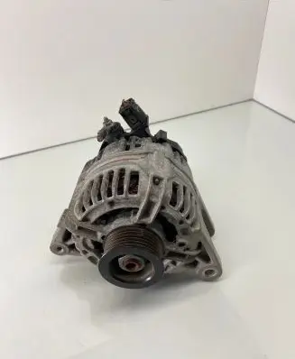 Toyota Corolla Verso E121 Generator/alternator 0986046110 0986XA6120