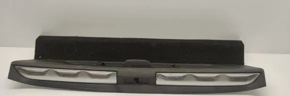Trunk/boot sill cover protection