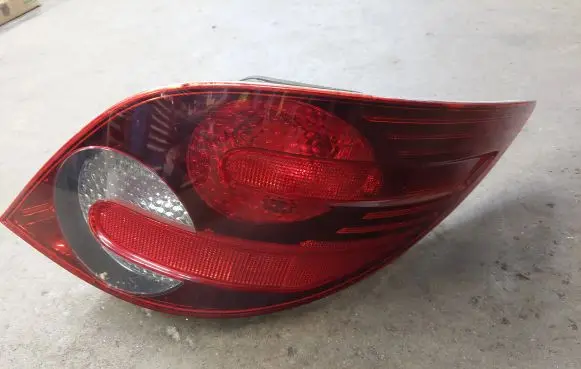 Mercedes-Benz R W251 Rear/tail lights