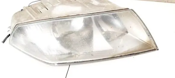 Skoda Octavia Mk2 (1Z) Headlight/headlamp