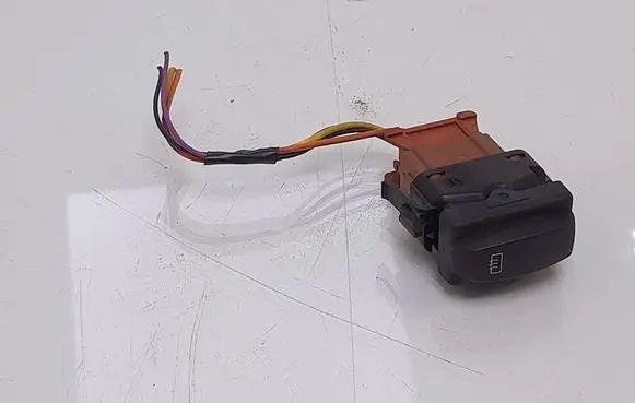 Renault Trafic II (X83) Windscreen/window heater switch 2648802 313155