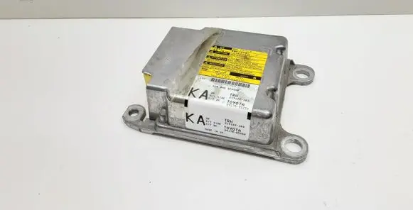 Toyota Avensis T270 Airbag control unit/module 8917005250 219122103