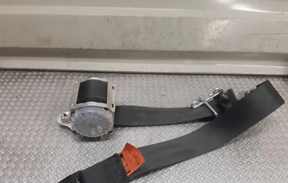 Ford Fusion Front seatbelt 2S6AA61294GA