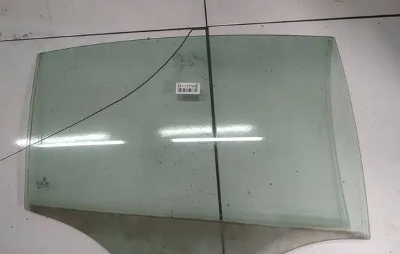 Volkswagen PASSAT B6 Rear door window glass AS2