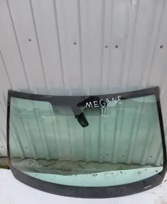 Renault Megane II Front windscreen/windshield window 