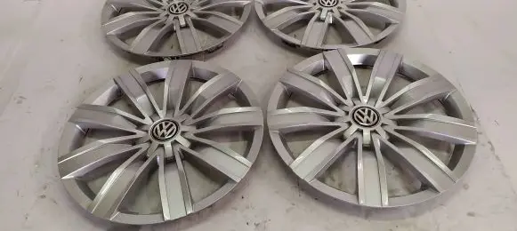 Volkswagen Tiguan R17 wheel hub/cap/trim 5NA601147B